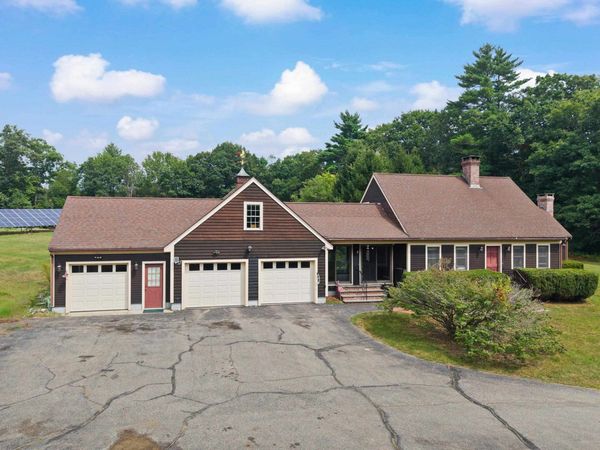 303 Stage Road, Nottingham, NH 03290