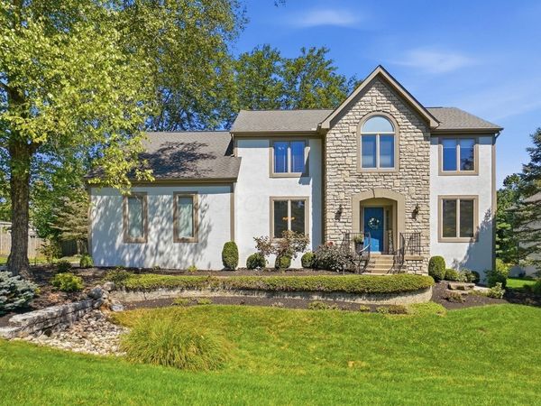3819 Waverly Place Drive, Lewis Center, OH 43035