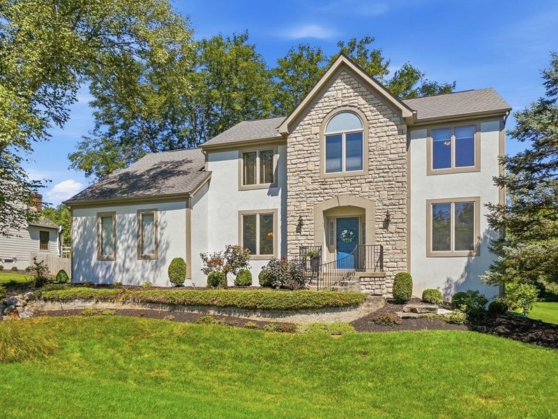 3819 Waverly Place Drive, Lewis Center, OH 43035 Photo 2