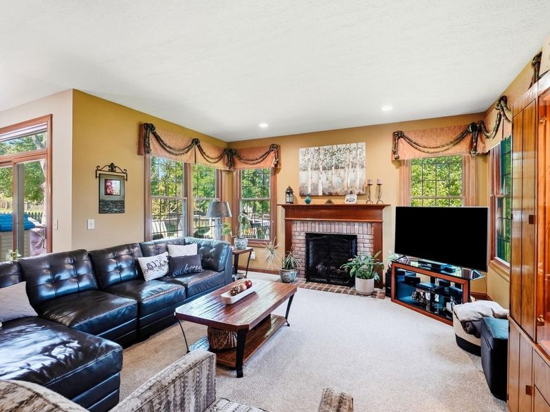 3819 Waverly Place Drive, Lewis Center, OH 43035 Photo 7