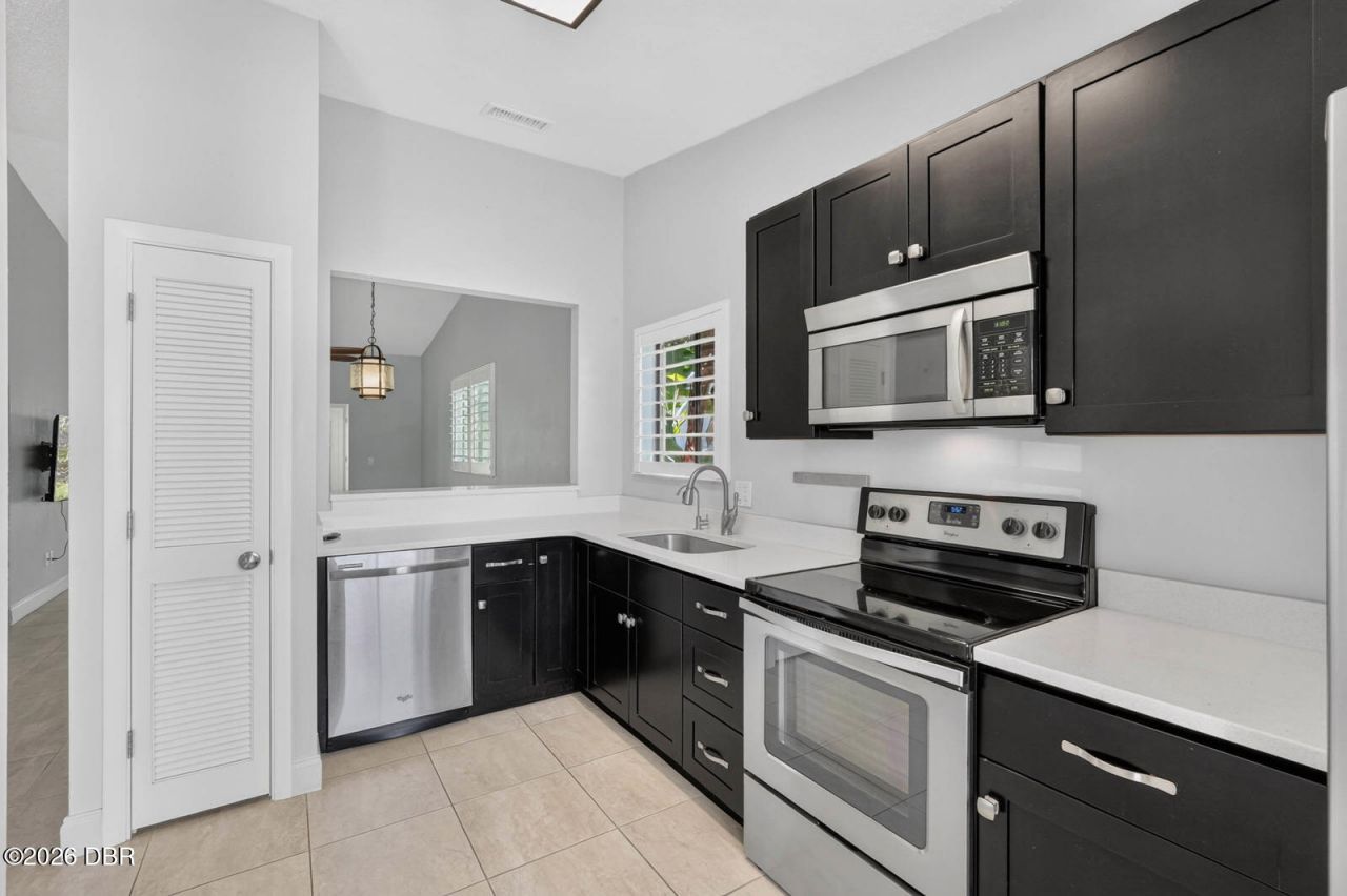 163 Breezeway Court, New Smyrna Beach, FL 32169 Photo