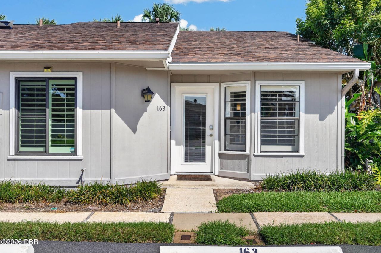 163 Breezeway Court, New Smyrna Beach, FL 32169 Photo