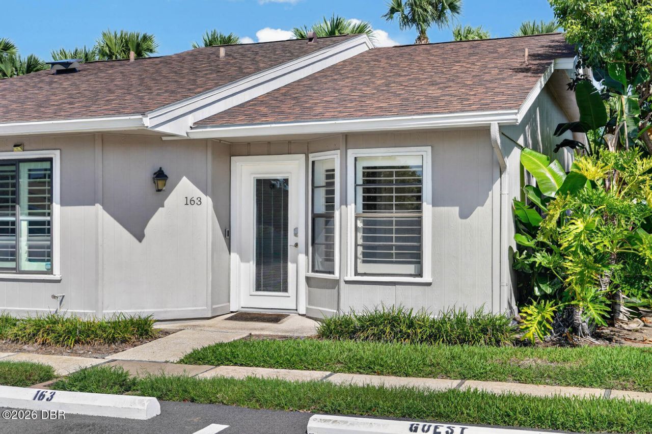 163 Breezeway Court, New Smyrna Beach, FL 32169 Photo