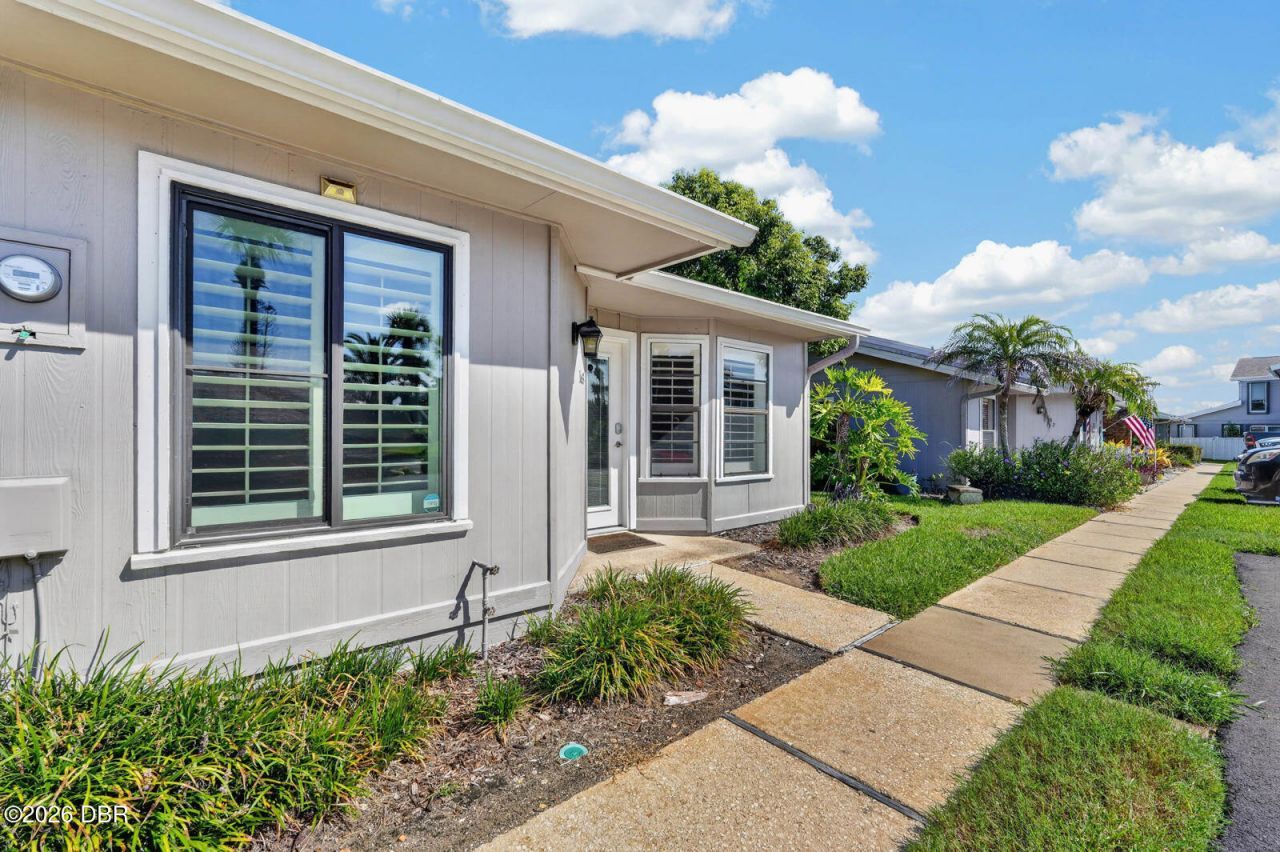 163 Breezeway Court, New Smyrna Beach, FL 32169 Photo