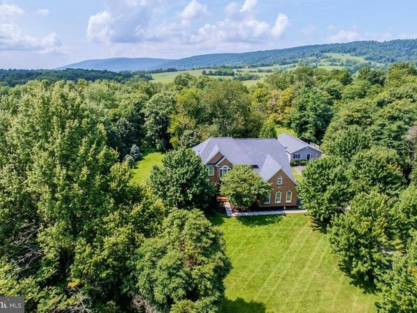 17301 ROUNDMONT PLACE, ROUND HILL, VA 20141