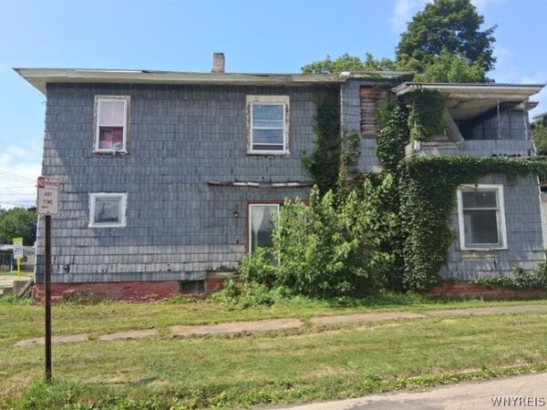 64 River Street , Salamanca, NY 14779