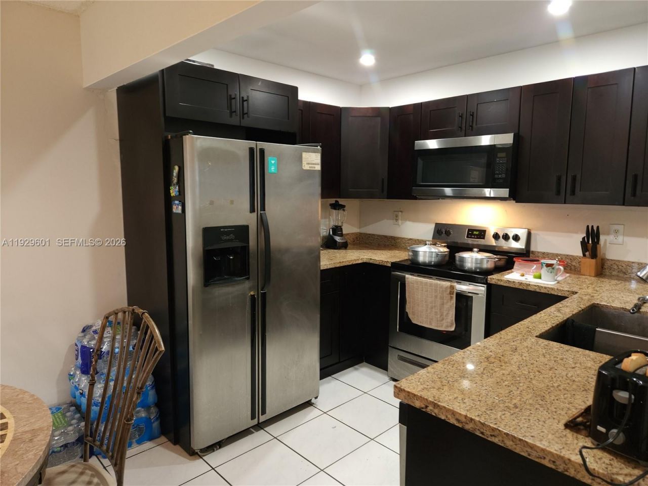 466 NE 210th Cir Ter , Unit 201-10, Miami, FL 33179 Photo