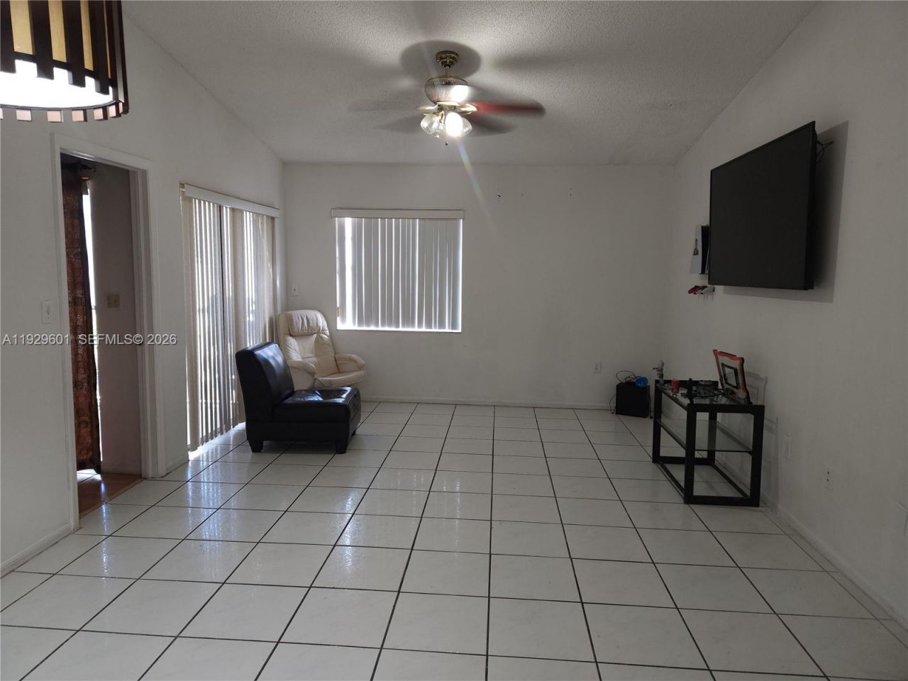 466 NE 210th Cir Ter , Unit 201-10, Miami, FL 33179 Photo