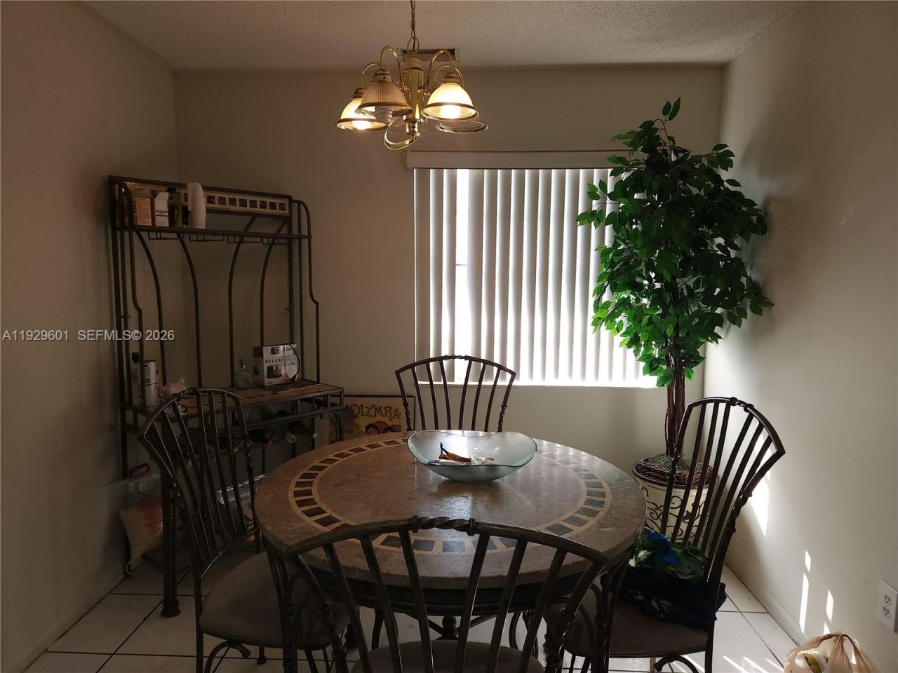 466 NE 210th Cir Ter , Unit 201-10, Miami, FL 33179 Photo