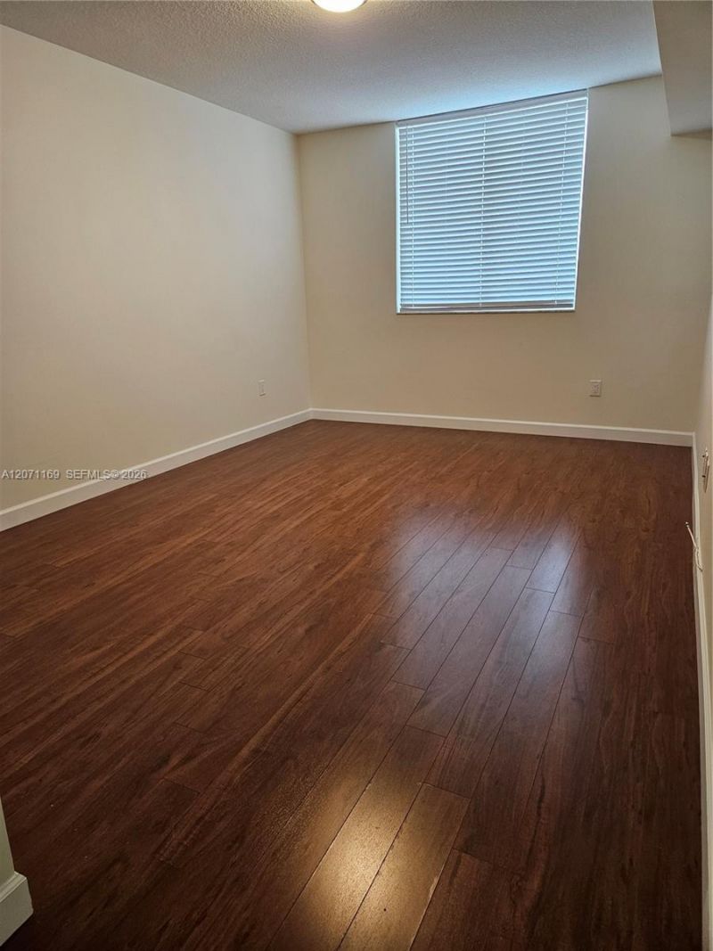 18800 NE 29th Ave, Unit 827, Aventura, FL 33180 Photo