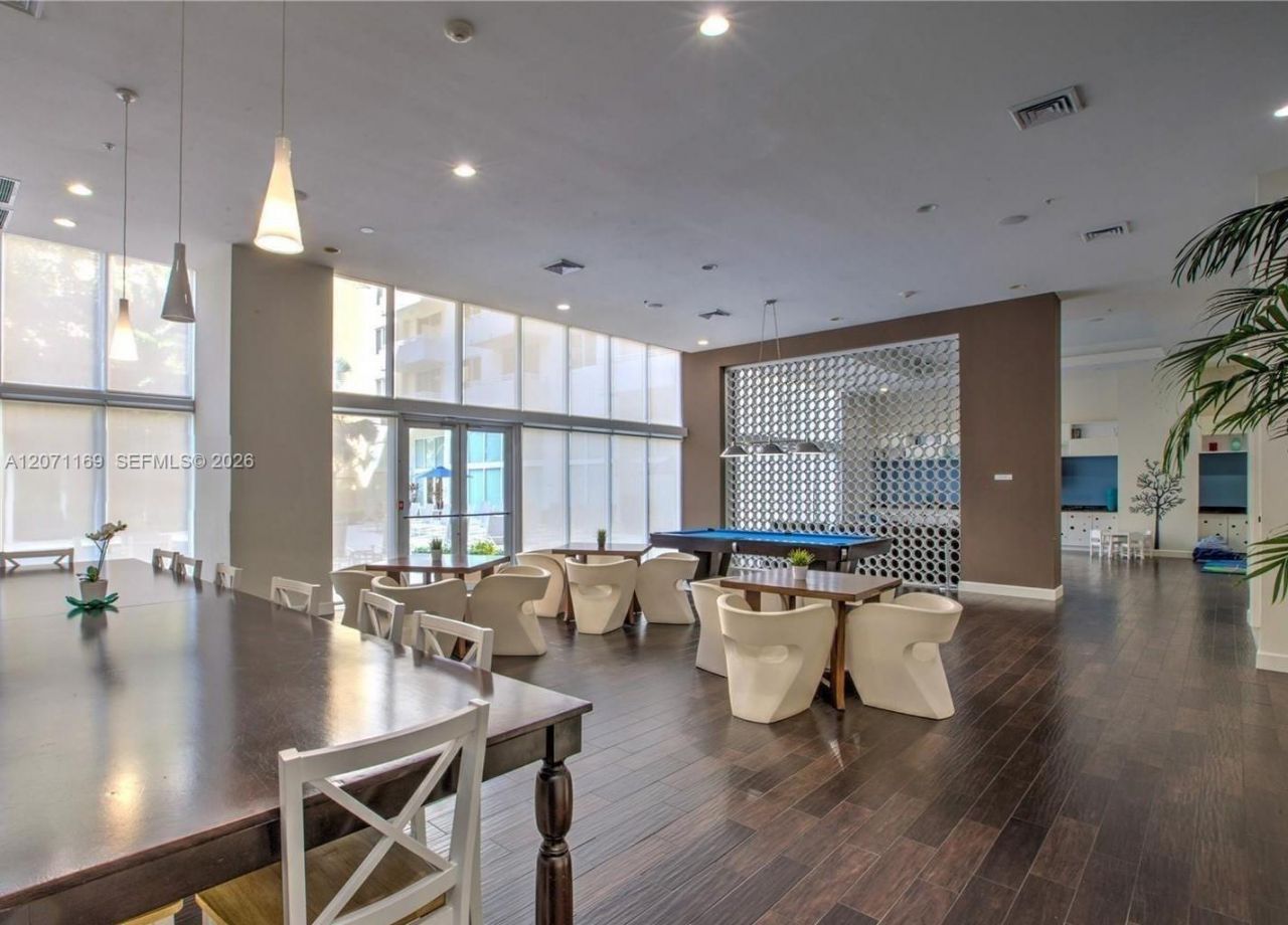 18800 NE 29th Ave , Unit 827, Aventura, FL 33180 Photo