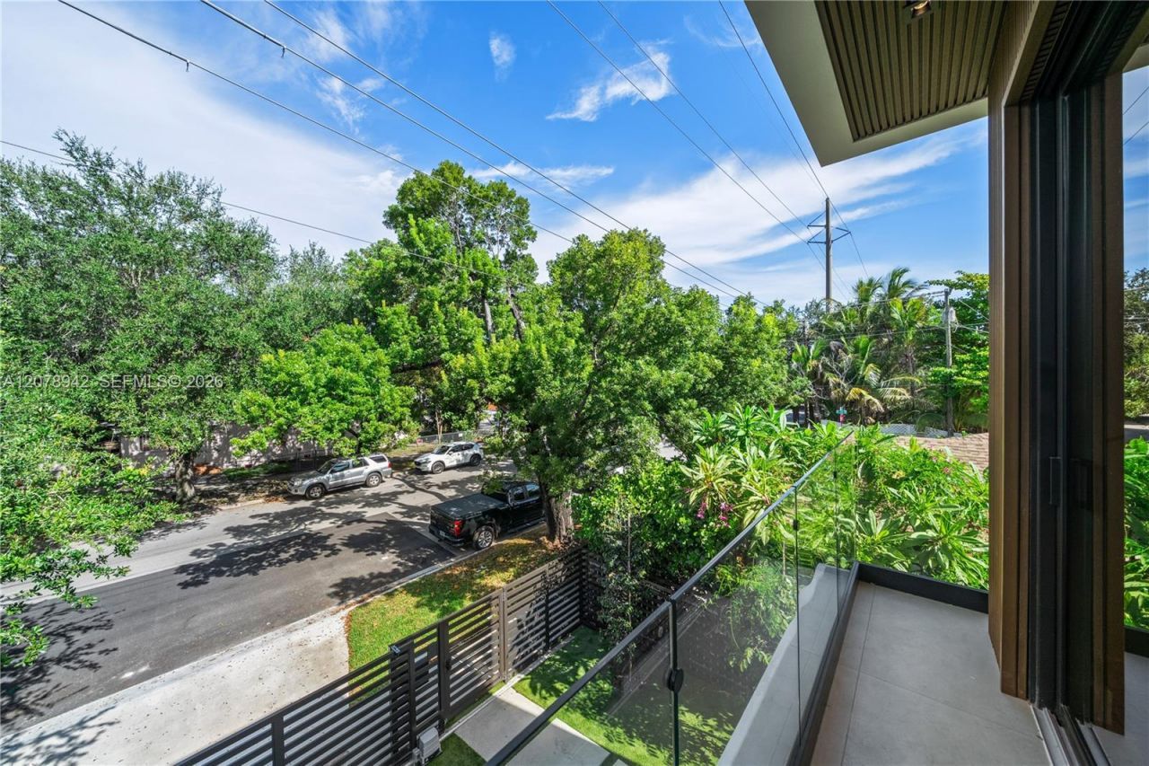 3910 NW 3rd Ave, Miami, FL 33127 Photo