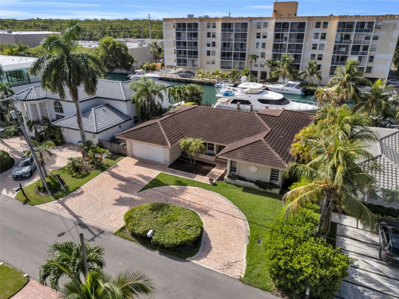 2930 NE 164th St, North Miami Beach, FL 33160 Photo