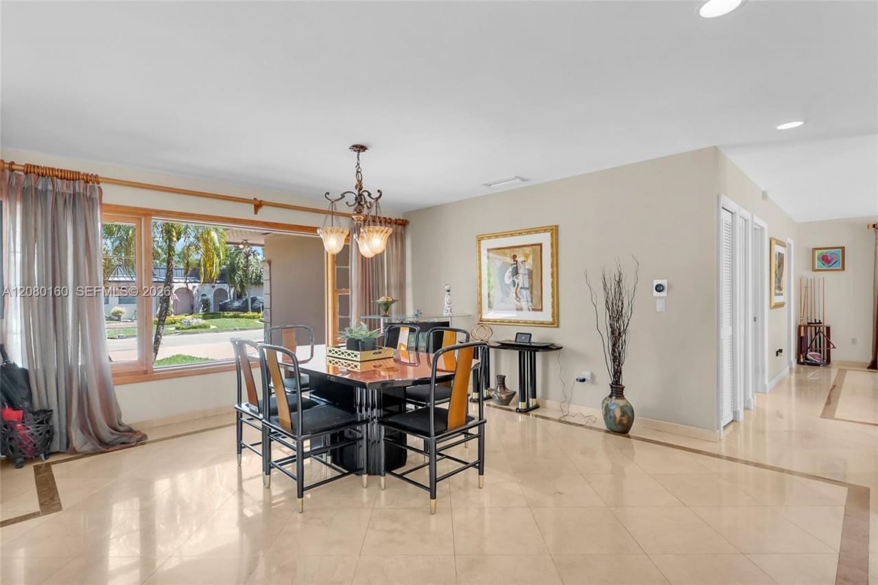 2930 NE 164th St, North Miami Beach, FL 33160 Photo