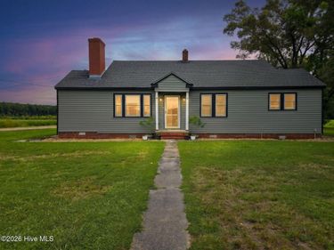 546 Meadstown Road , Elizabeth City, NC 27909