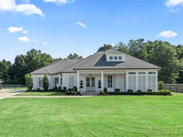528 TALLOW TREE Drive, Madisonville, LA 70447