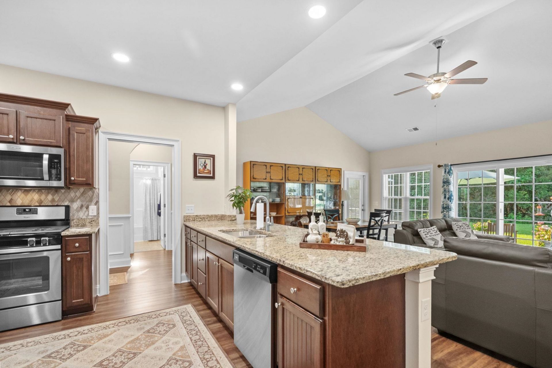 105 Barons Bluff Dr.  Photo 15