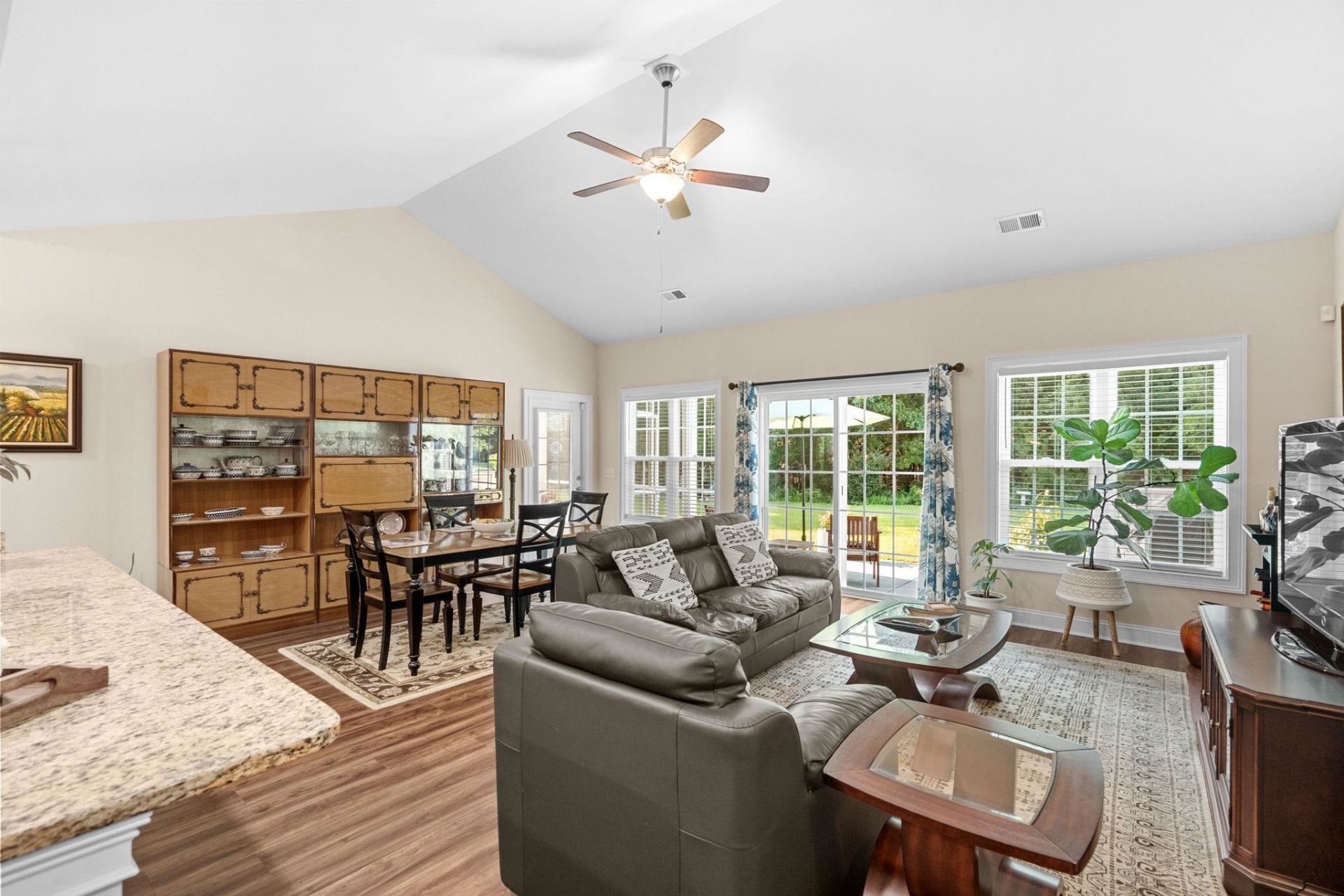 105 Barons Bluff Dr.  Photo 16