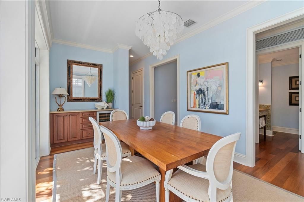 645 Broad Ave S, Naples, FL 34102 Photo