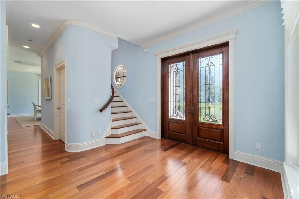 645 Broad Ave S, Naples, FL 34102 Photo
