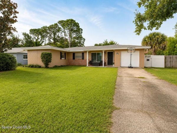 485 Birchwood Lane , Titusville, FL 32780