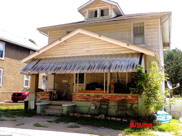 869 Terrace Avenue, Weston, WV 26452