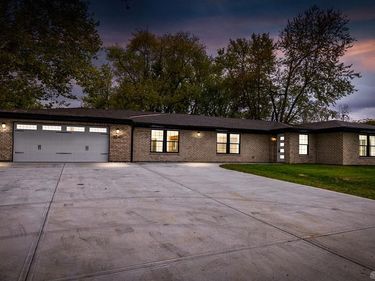 6247 Celeste Drive, Franklin Twp, OH 45005