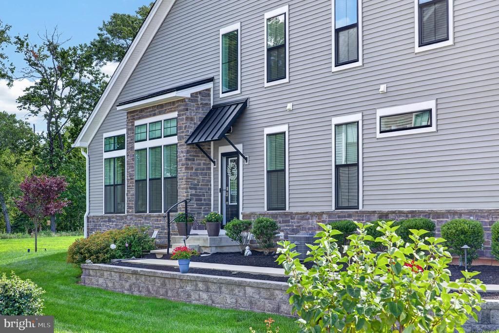51 UMBRELL DRIVE, EAGLEVILLE, PA 19403
