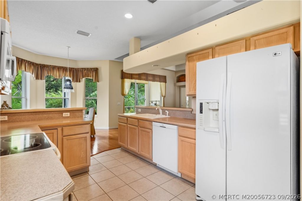4505 NW Wandering Oak Court, Jensen Beach, FL 34957 Photo