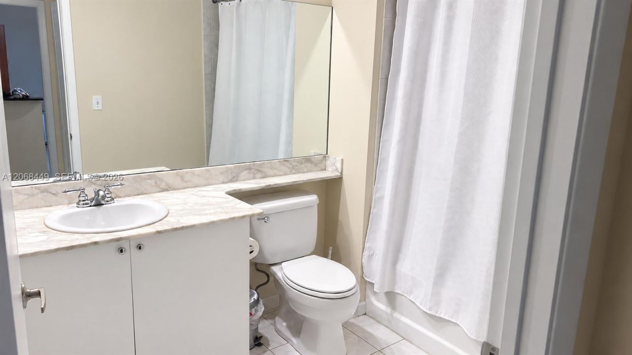 18800 NE 29th Ave, Unit 221, Aventura, FL 33180 Photo