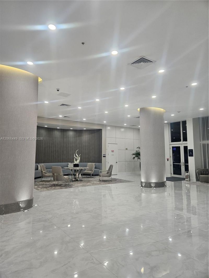 18800 NE 29th Ave , Unit 221, Aventura, FL 33180 Photo