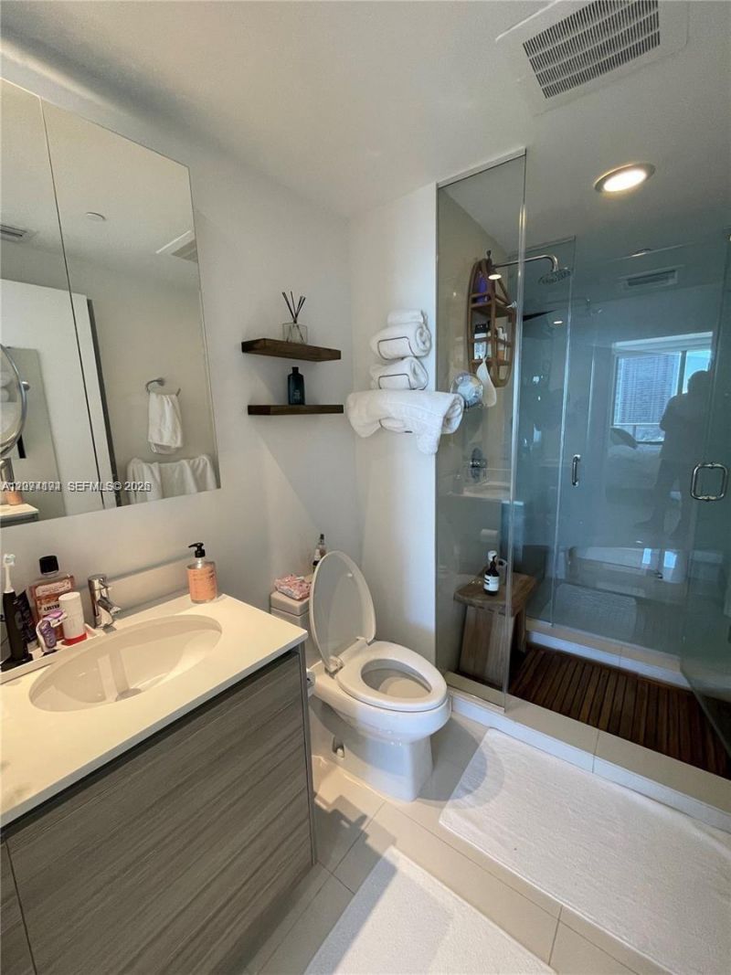 121 NE 34th St , Unit 2005, Miami, FL 33137 Photo