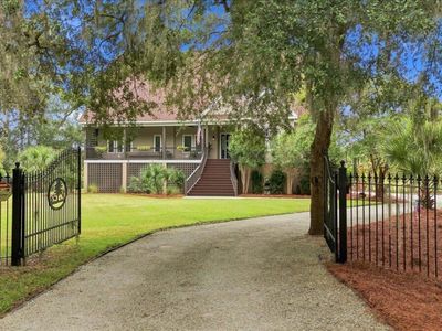 8539 Pope Landing Road, Edisto Island, SC 29438