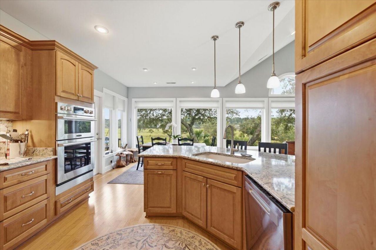 8539 Pope Landing Road Photo 11