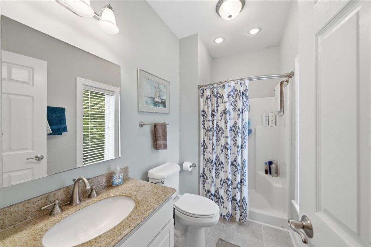 8539 Pope Landing Road Photo 18
