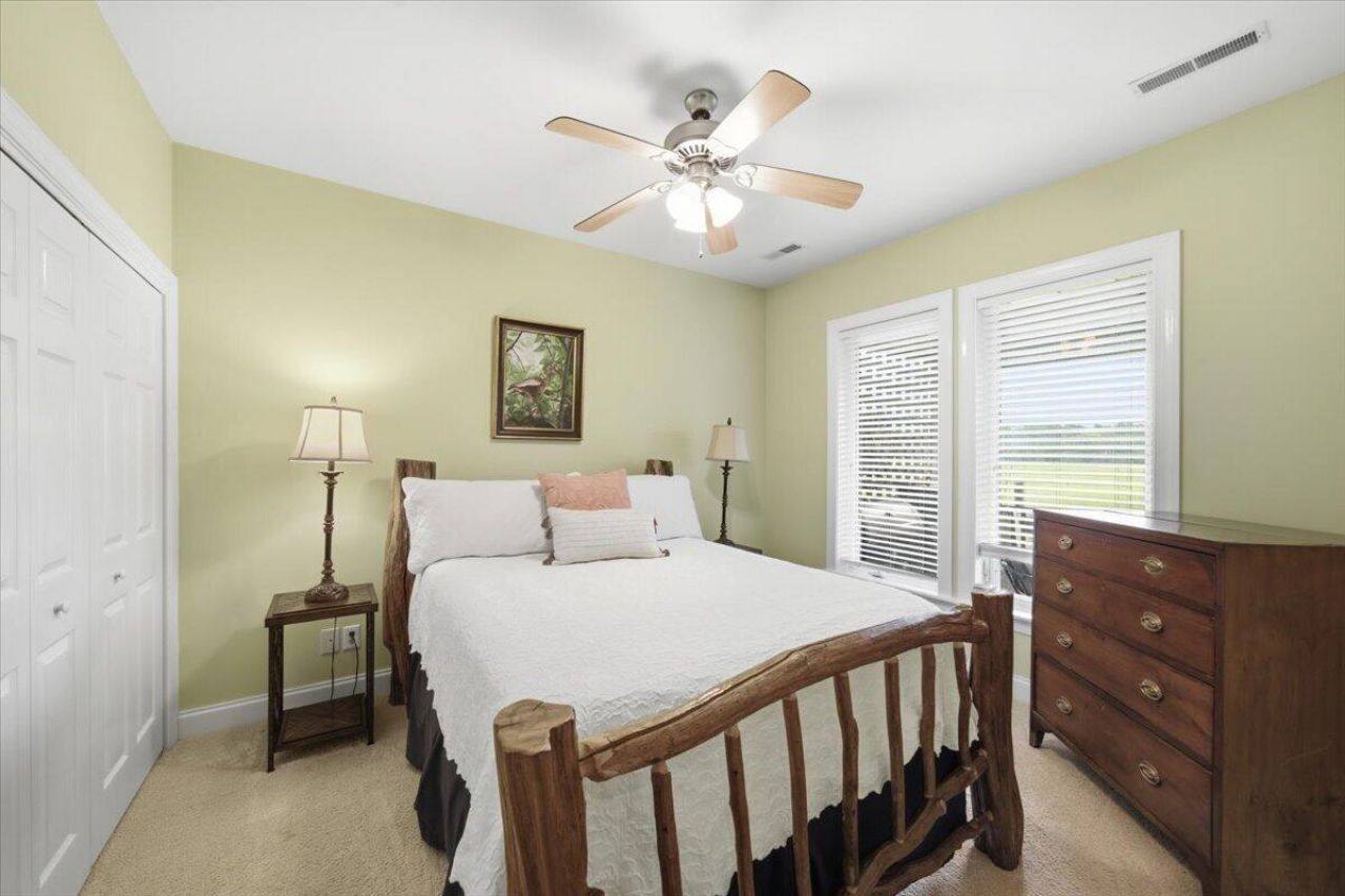8539 Pope Landing Road Photo 24