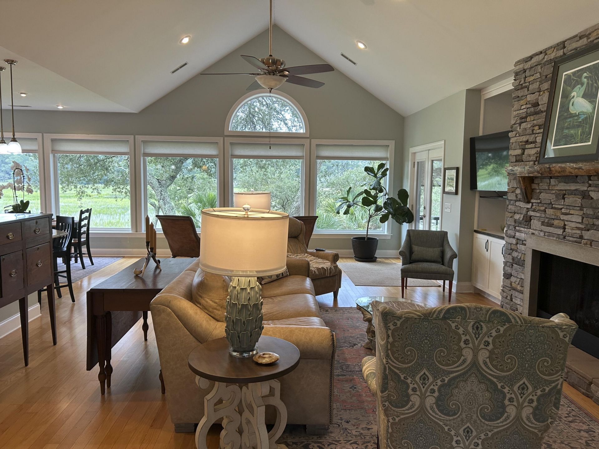 8539 Pope Landing Road Photo 4
