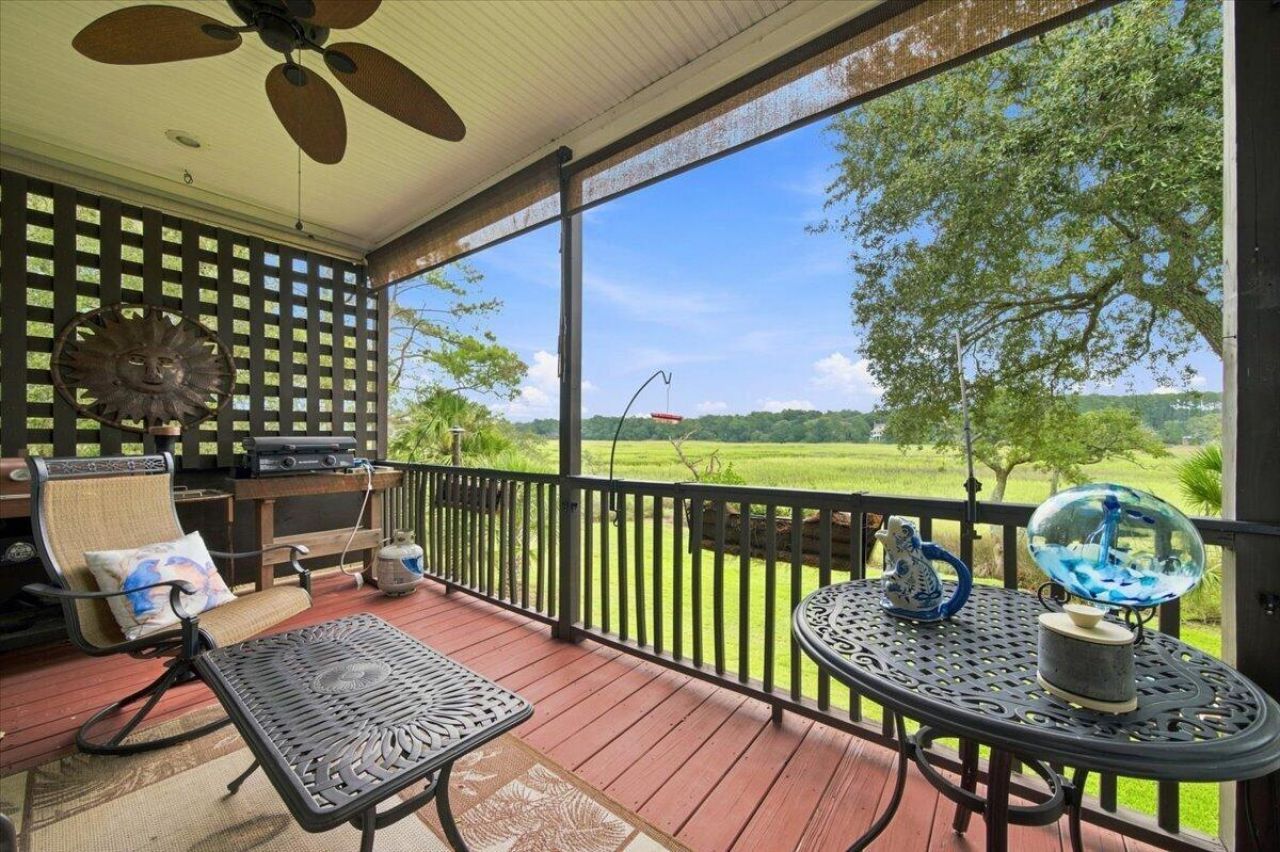 8539 Pope Landing Road Photo 9