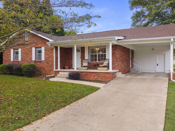 622 Cooper Street SE, Cleveland, TN 37323