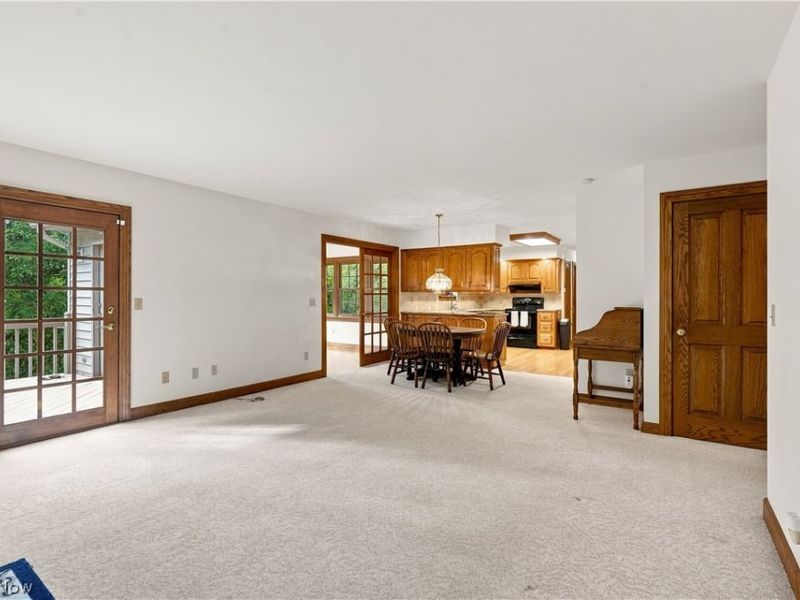 3715 Greenbriar Drive, Zanesville, OH 43701 Photo 20
