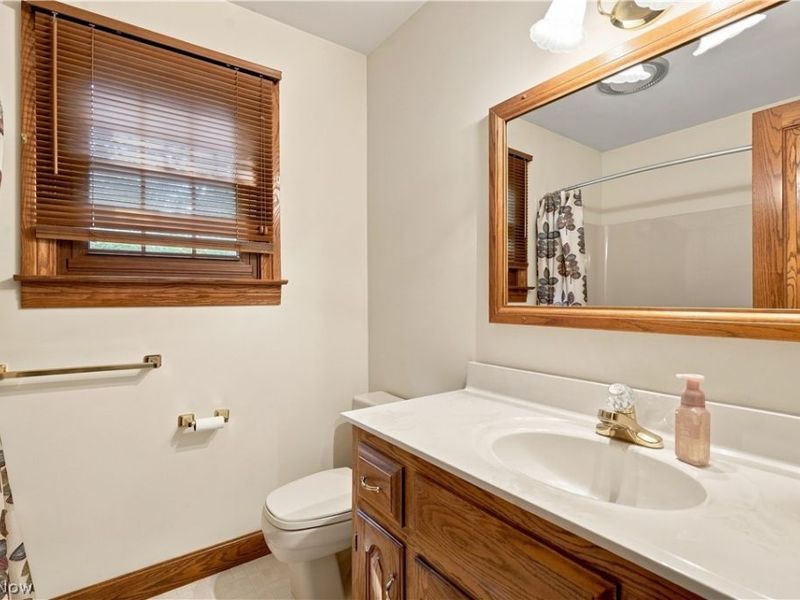 3715 Greenbriar Drive, Zanesville, OH 43701 Photo 25