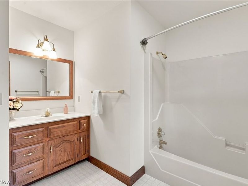 3715 Greenbriar Drive, Zanesville, OH 43701 Photo 26