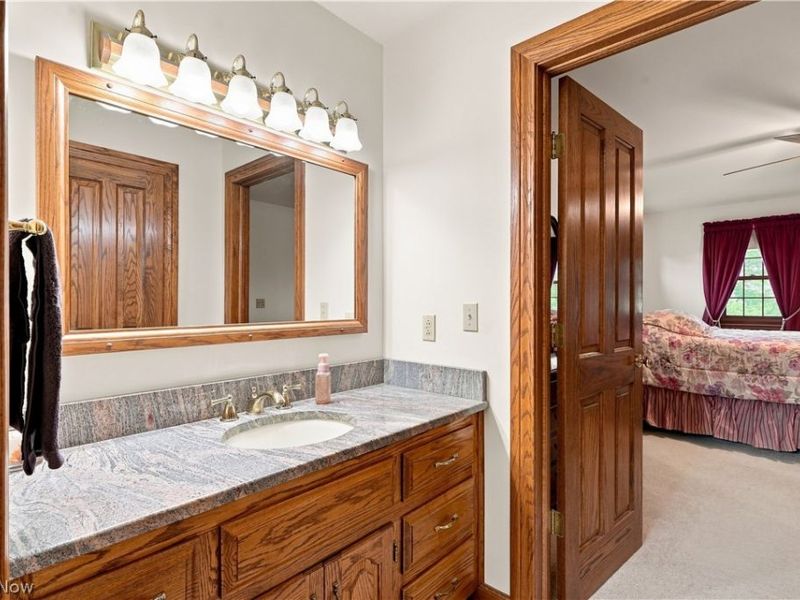 3715 Greenbriar Drive, Zanesville, OH 43701 Photo 32