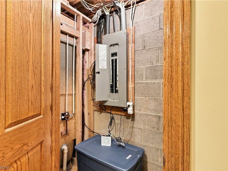 3715 Greenbriar Drive, Zanesville, OH 43701 Photo 43