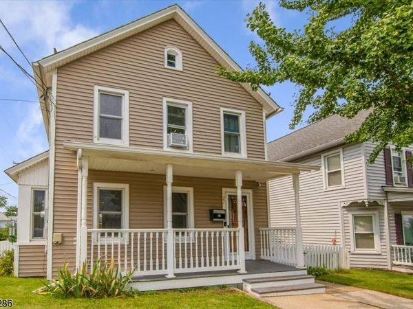 27 Moran St, Newton, NJ 07860