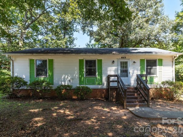 1719 Oneka Avenue , High Point, NC 27260