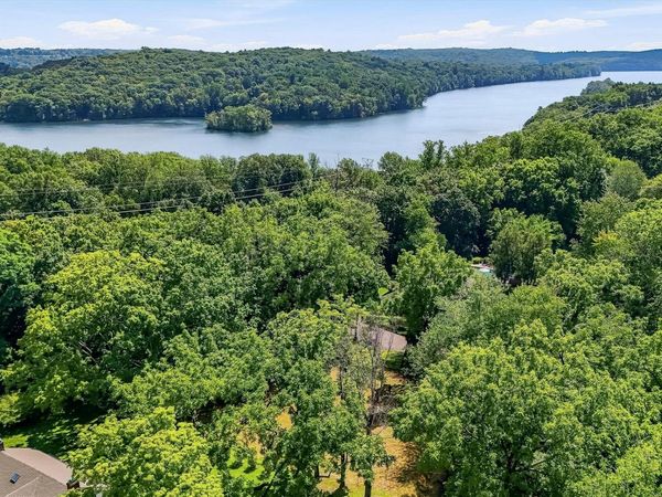Davidson Drive , Thornwood, NY 10594