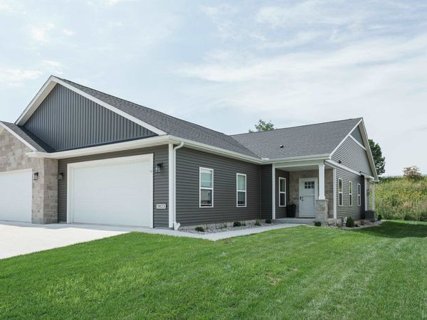 3823 Tanglewood Place, Janesville, WI 53546