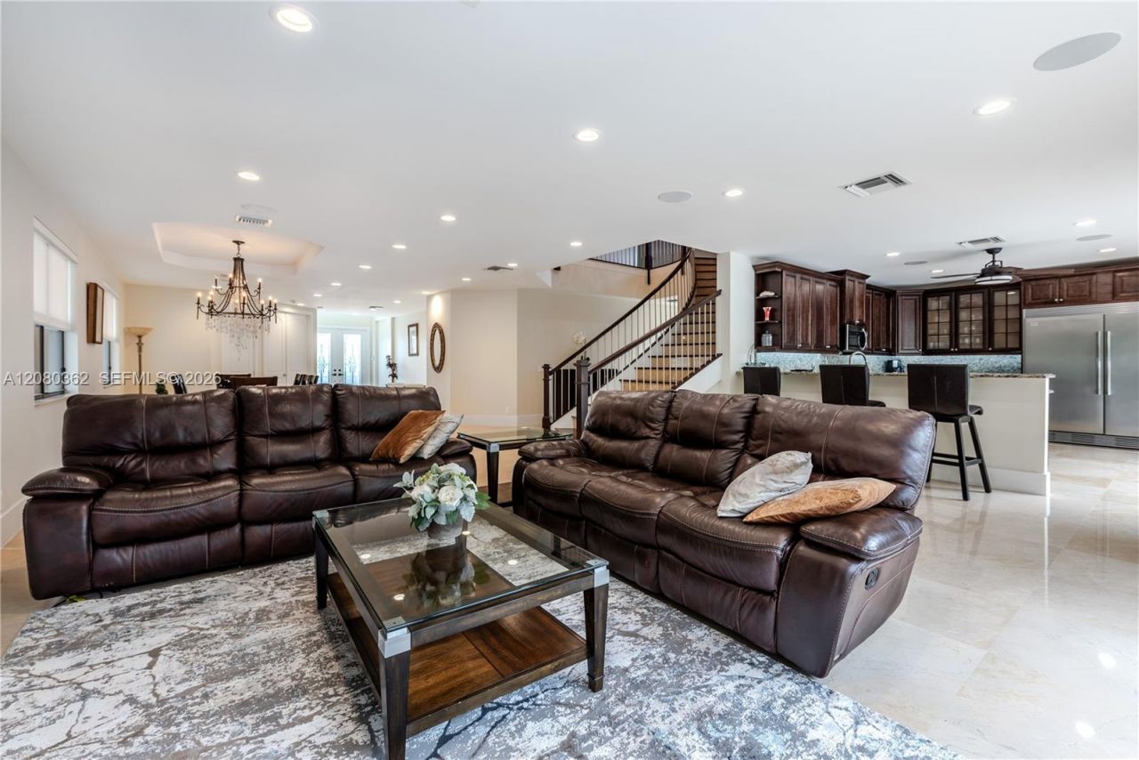 169 SE Wavecrest Way, Boca Raton, FL 33432 Photo