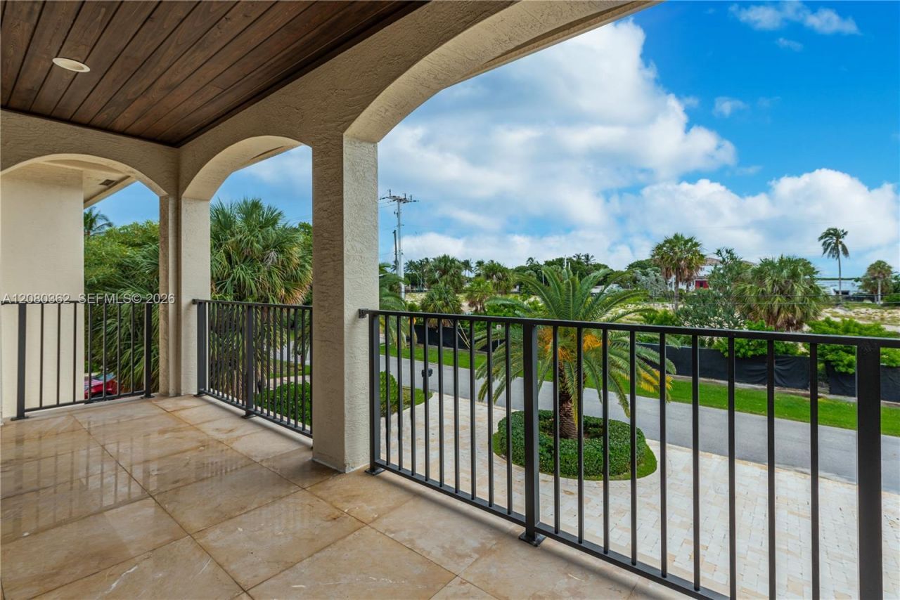 169 SE Wavecrest Way, Boca Raton, FL 33432 Photo